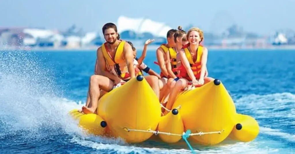 Banana-Boat-rental-dubai-marina