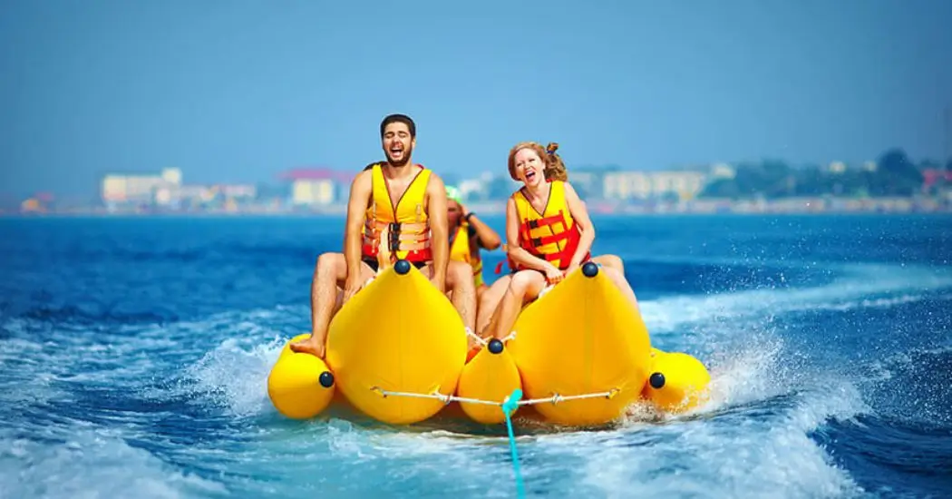 Dubai Banana Boat Ride - beachridersdubai.com